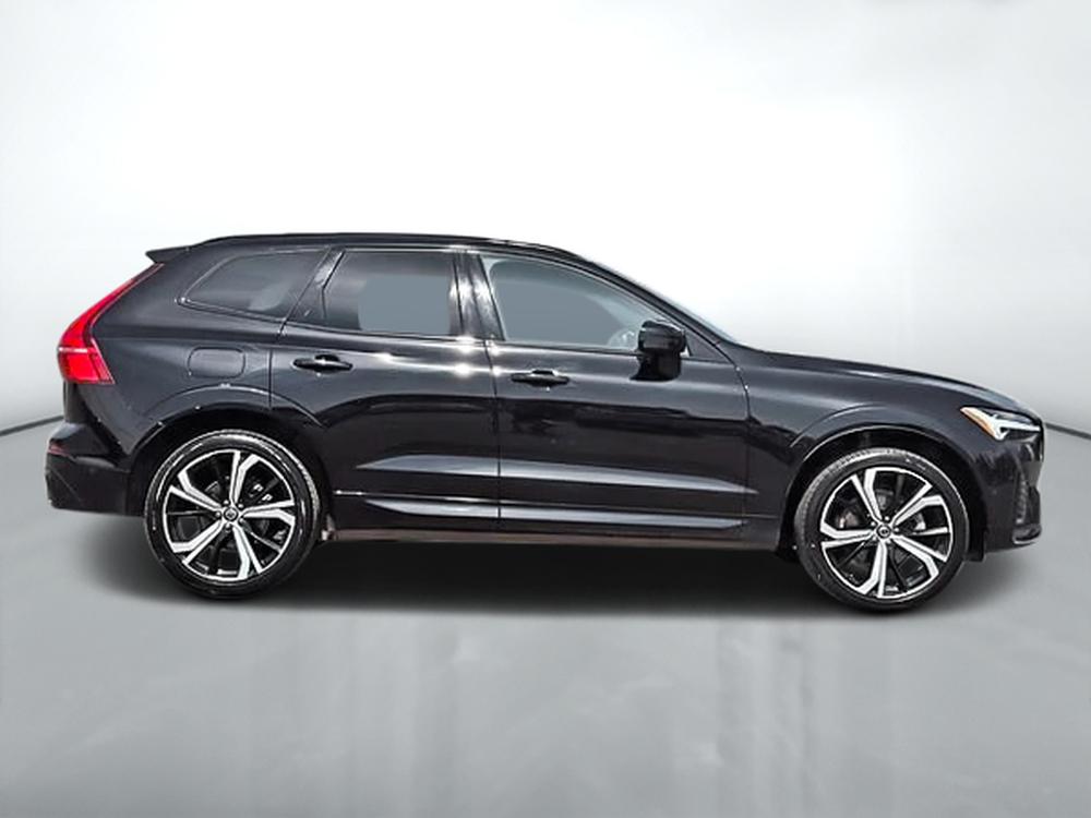 Volvo XC60 B5 ULTIMATE AWD DARK THEME 2024 d&rsquo;occasion à vendre - 4