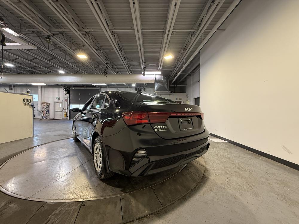 Kia Forte LX 2022 d&rsquo;occasion à vendre - 6