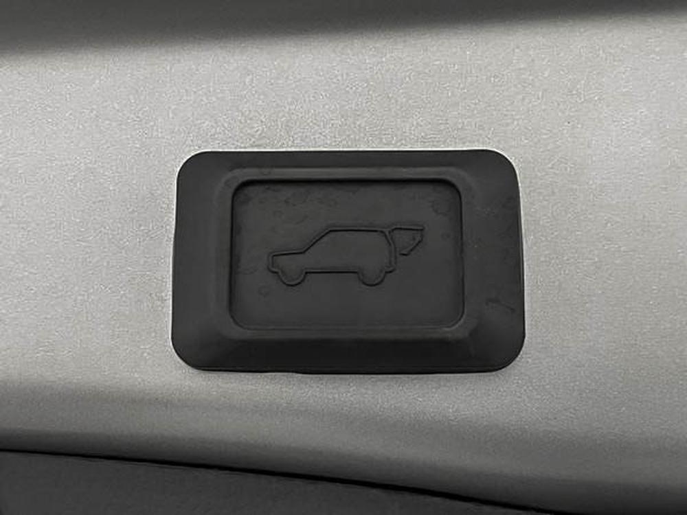 Toyota RAV4 XLE AWD 2024 d&rsquo;occasion à vendre - 34