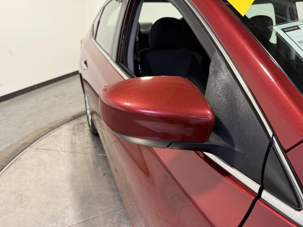 Nissan Sentra SV 2015 d&rsquo;occasion à vendre - 11