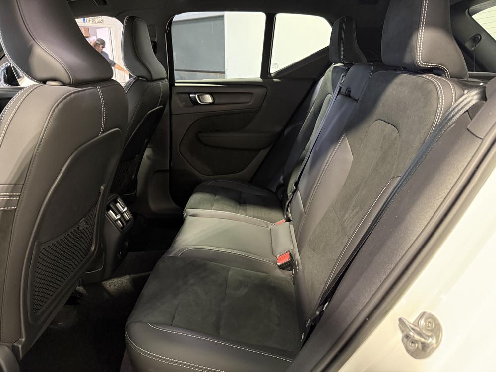 Volvo Recharge XC40 tout électrique TWIN PLUS 2023 d&rsquo;occasion à vendre - 29