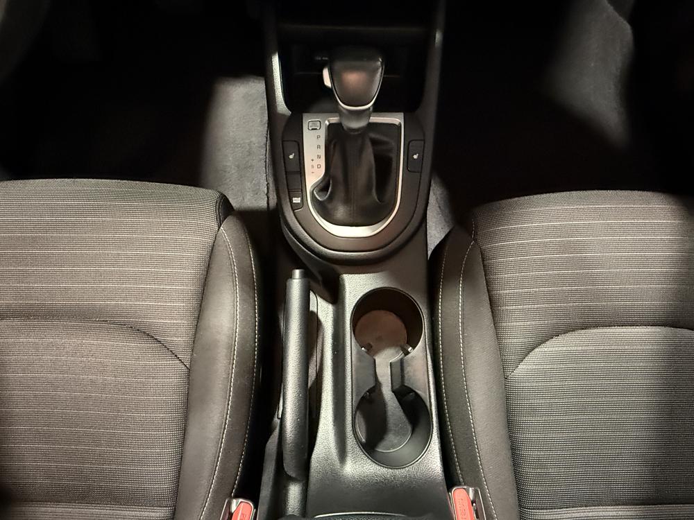 Kia Forte LX 2021 d&rsquo;occasion à vendre - 28