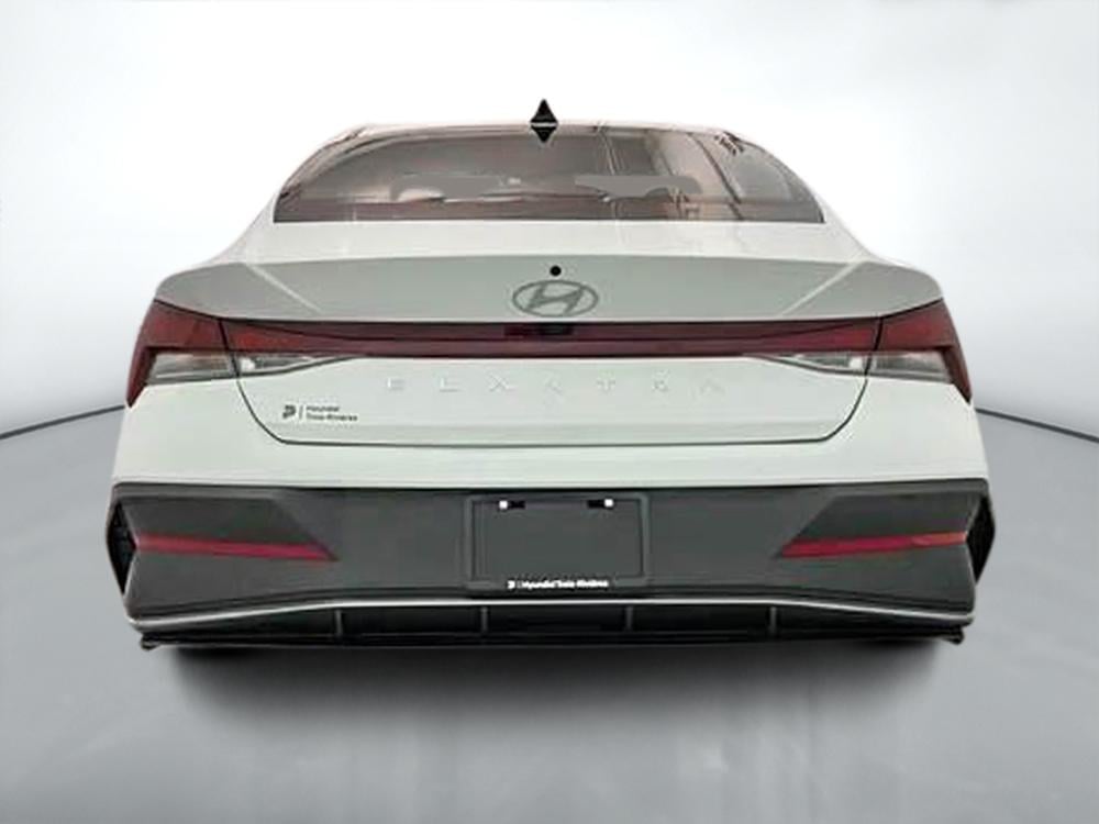Hyundai Elantra Preferred 2025 d&rsquo;occasion à vendre - 7