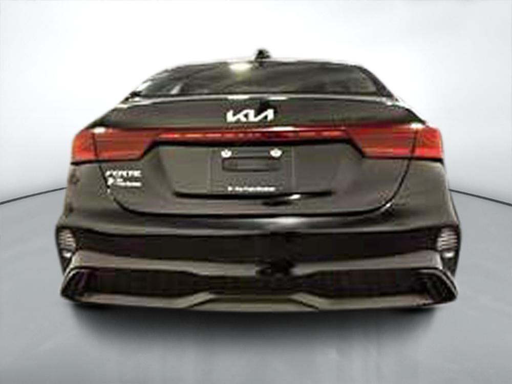 Kia Forte LX 2022 d&rsquo;occasion à vendre - 4