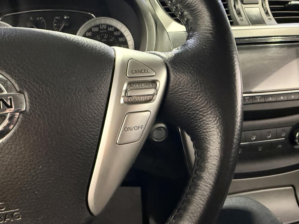 Nissan Sentra SV 2015 d&rsquo;occasion à vendre - 21