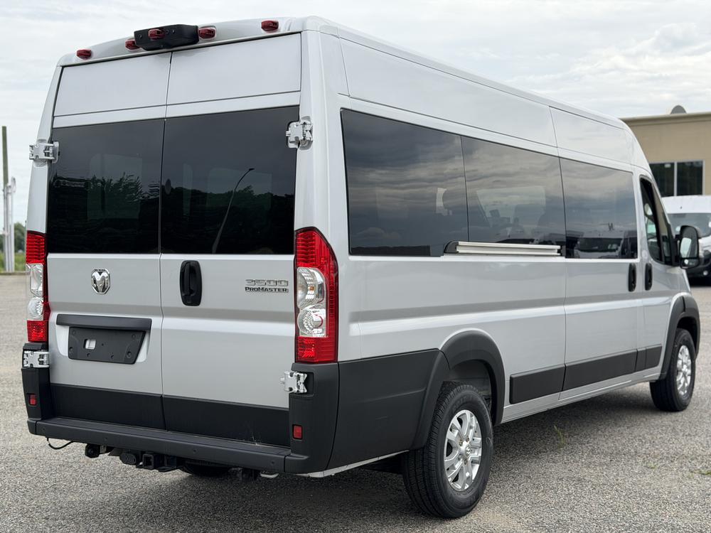 Ram ProMaster fourgon vitré 3500 SLT+ 159 po (22H) 2025 d&rsquo;occasion à vendre - 3