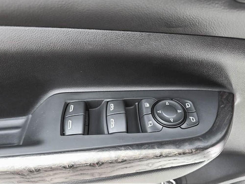 GMC Acadia DENALI 2023 d&rsquo;occasion à vendre - 16