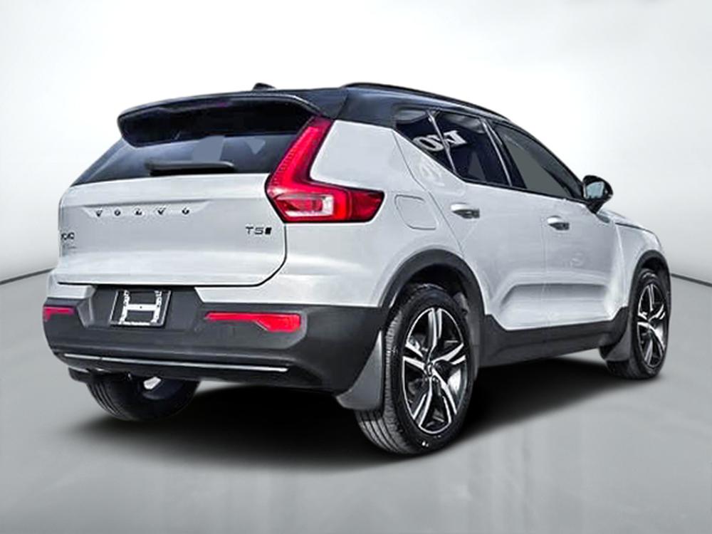 Volvo XC40 T5 R-DESIGN AWD 2022 d&rsquo;occasion à vendre - 6