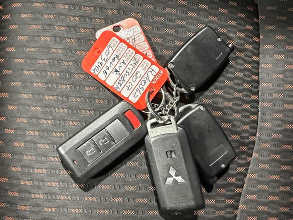 Mitsubishi RVR SE LIMITED 2017 d&rsquo;occasion à vendre - 34