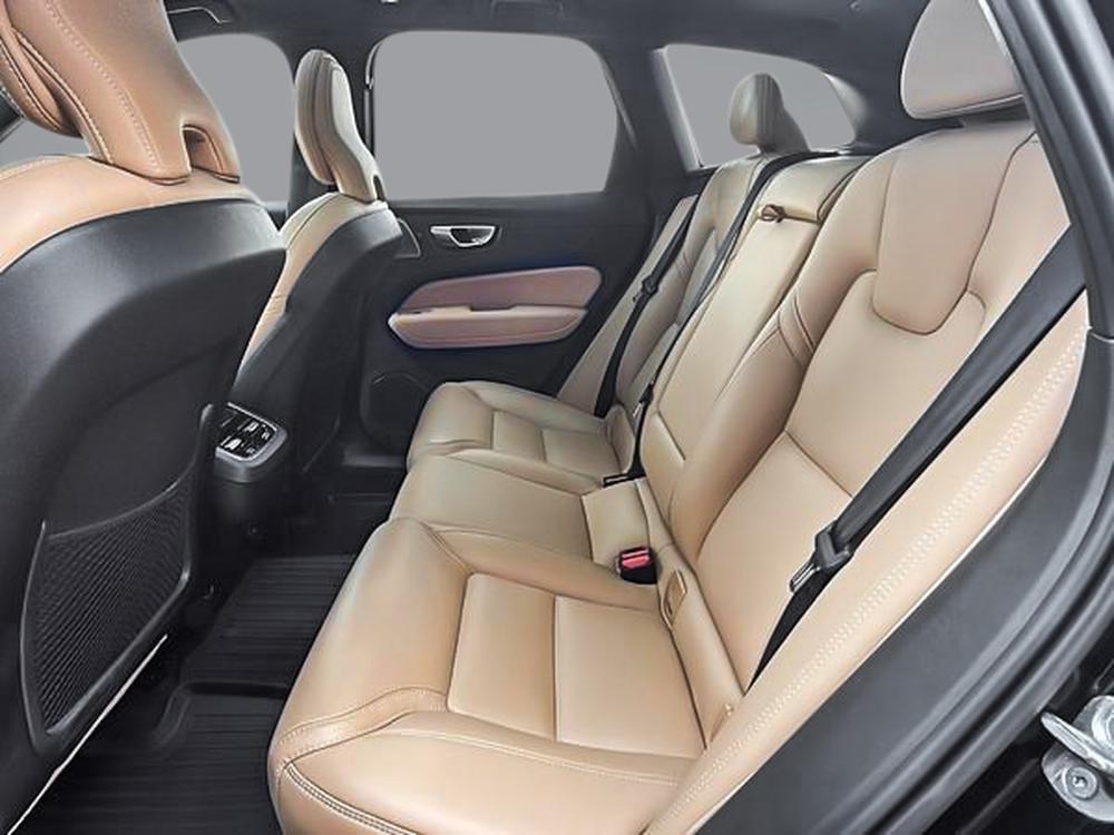 Volvo XC60 B5 ULTIMATE AWD DARK THEME 2024 d&rsquo;occasion à vendre - 16