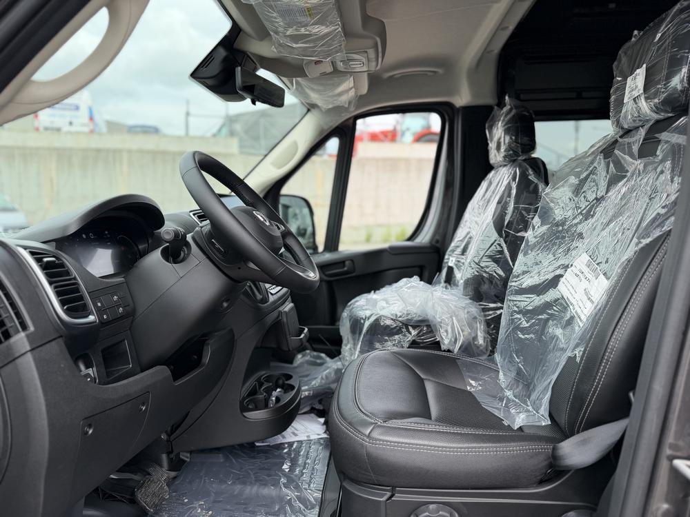 Ram ProMaster fourgon vitré SLT+ 3500 159 po (22H) 2025 d&rsquo;occasion à vendre - 9