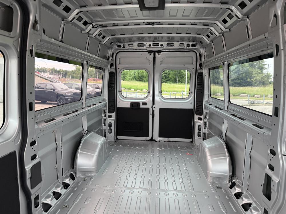 Ram ProMaster fourgon vitré SLT+ 3500 159 po (22H) 2025 d&rsquo;occasion à vendre - 13