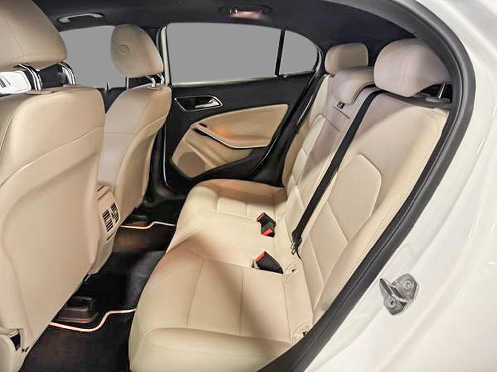 Mercedes-Benz GLA 250 2018 d&rsquo;occasion à vendre - 31