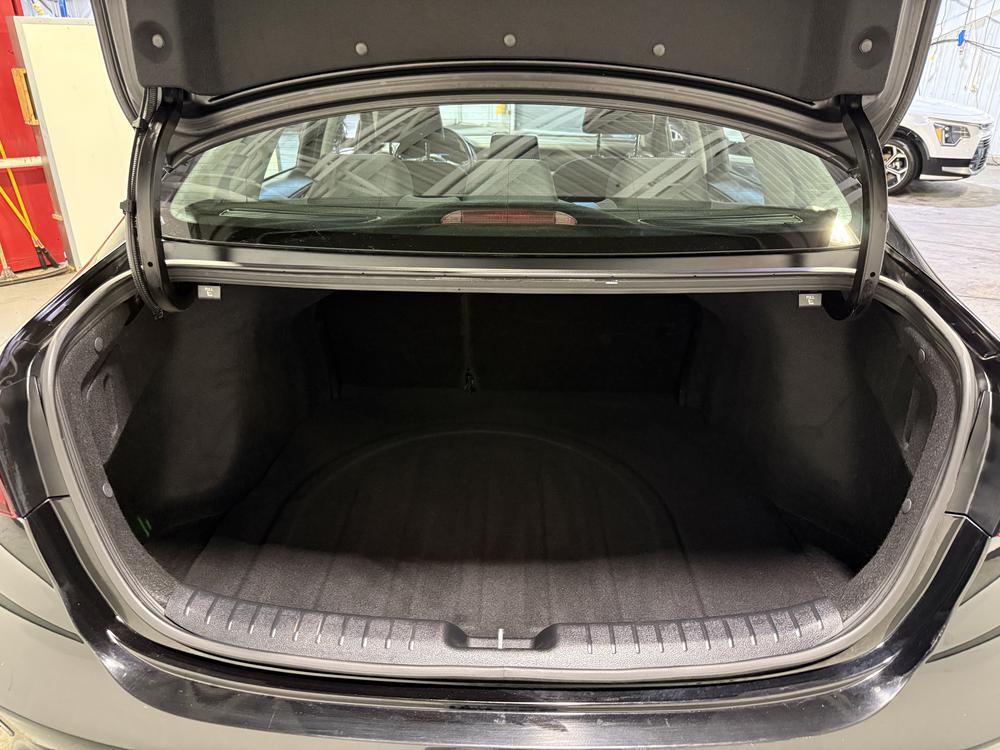 Kia Forte LX 2022 d&rsquo;occasion à vendre - 31