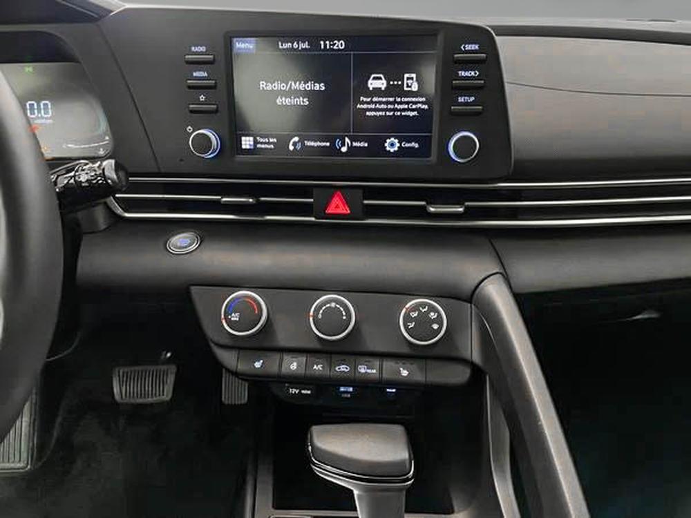 Hyundai Elantra Preferred 2025 d&rsquo;occasion à vendre - 21