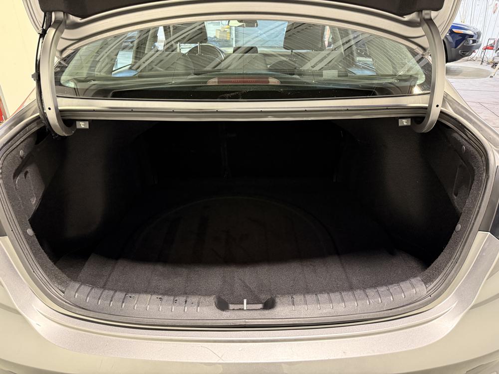 Kia Forte LX 2024 d&rsquo;occasion à vendre - 30