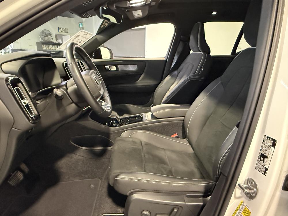 Volvo Recharge XC40 tout électrique TWIN PLUS 2023 d&rsquo;occasion à vendre - 17