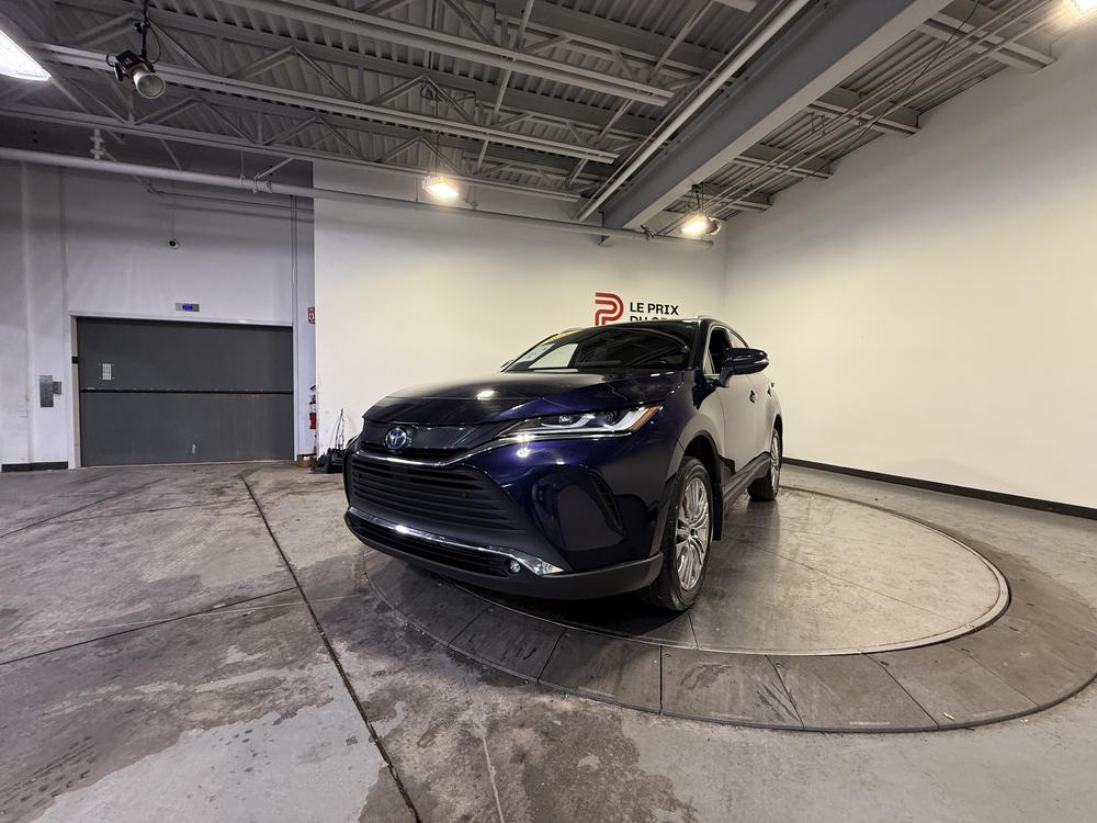 Toyota Venza XLE 2024 d&rsquo;occasion à vendre - 8