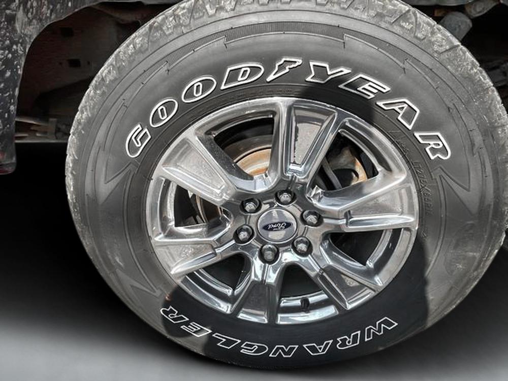 Ford F-150 XLT 2015 d&rsquo;occasion à vendre - 9