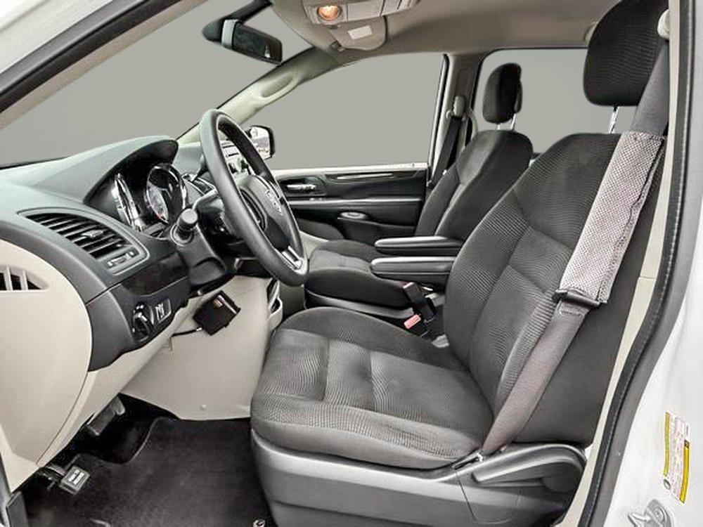 Dodge Grand Caravan SE 2020 d&rsquo;occasion à vendre - 16