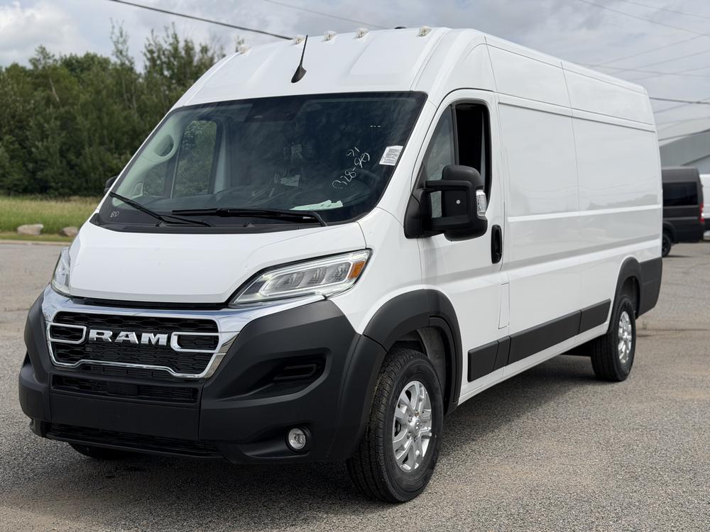 Ram ProMaster fourgonnette utilitaire 3500 SLT 159p toit haut 2025 d&rsquo;occasion à vendre - 8