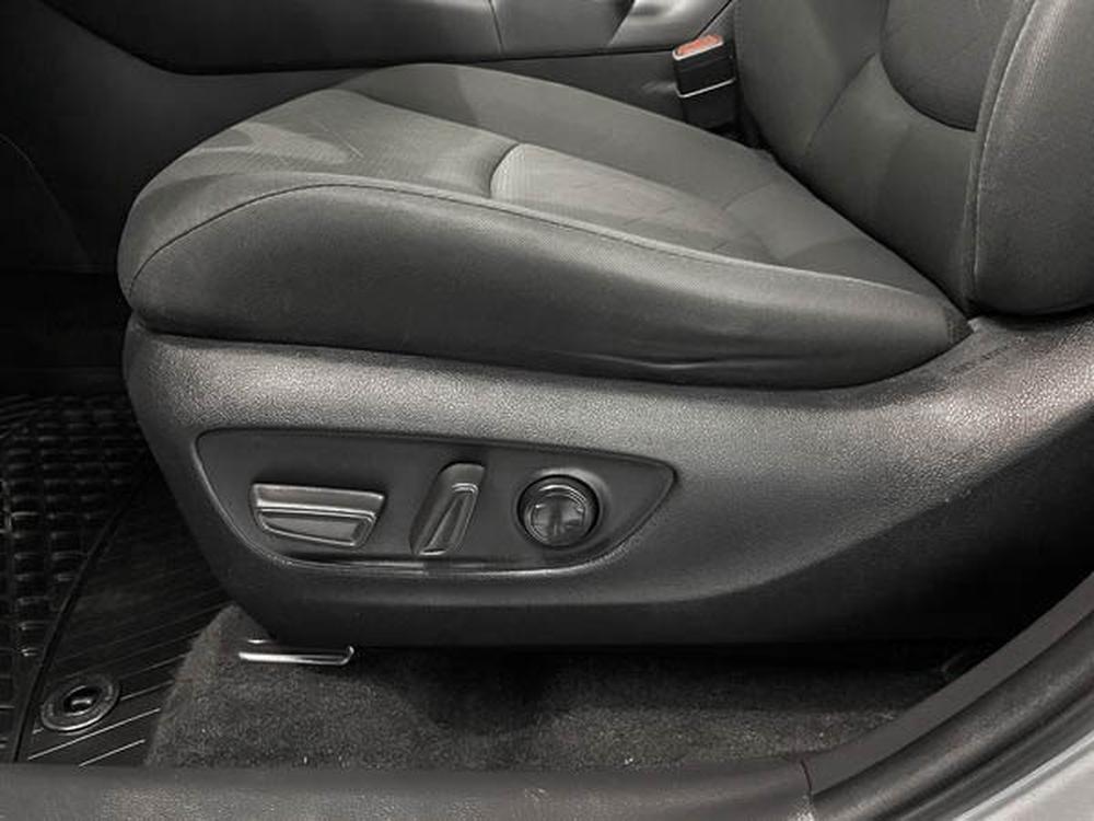 Toyota RAV4 XLE AWD 2024 d&rsquo;occasion à vendre - 14
