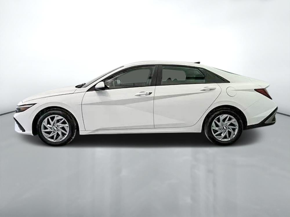 Hyundai Elantra Preferred 2025 d&rsquo;occasion à vendre - 4