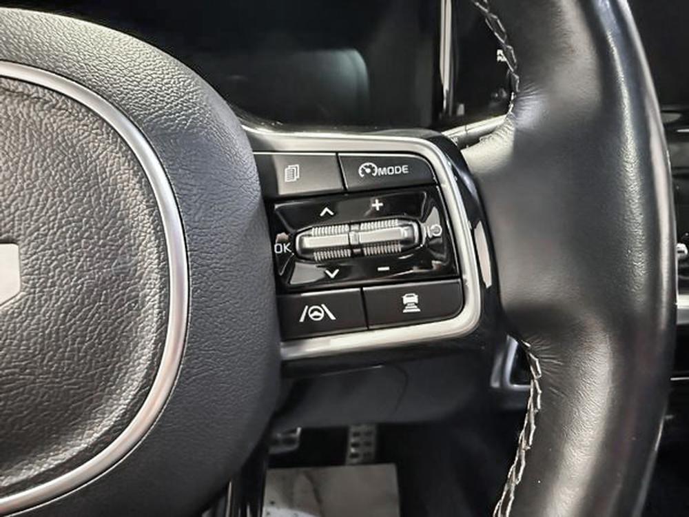Kia Sorento SX 2022 d&rsquo;occasion à vendre - 21