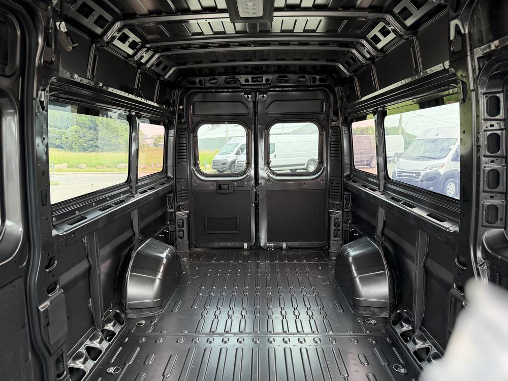 Ram ProMaster fourgon vitré SLT+ 3500 159 po (22H) 2025 d&rsquo;occasion à vendre - 13