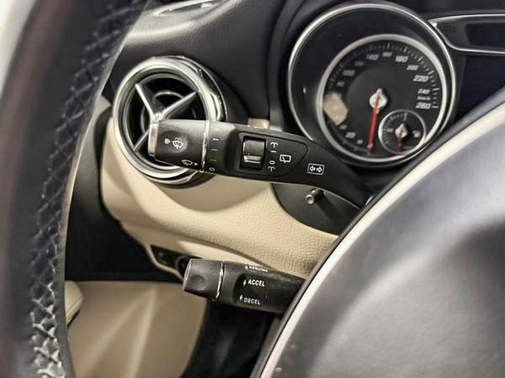 Mercedes-Benz GLA 250 2018 d&rsquo;occasion à vendre - 22