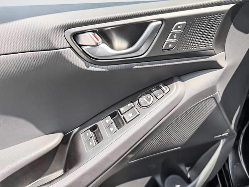 Hyundai IONIQ Electric Plus Ultimate 2020 d&rsquo;occasion à vendre - 17