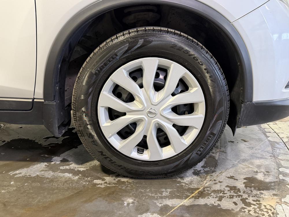 Nissan Rogue S 2016 d&rsquo;occasion à vendre - 12