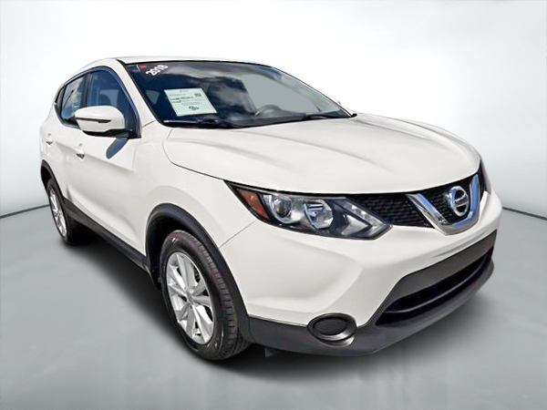 White 2018 Nissan Qashqai SUV / Crossover Automatic