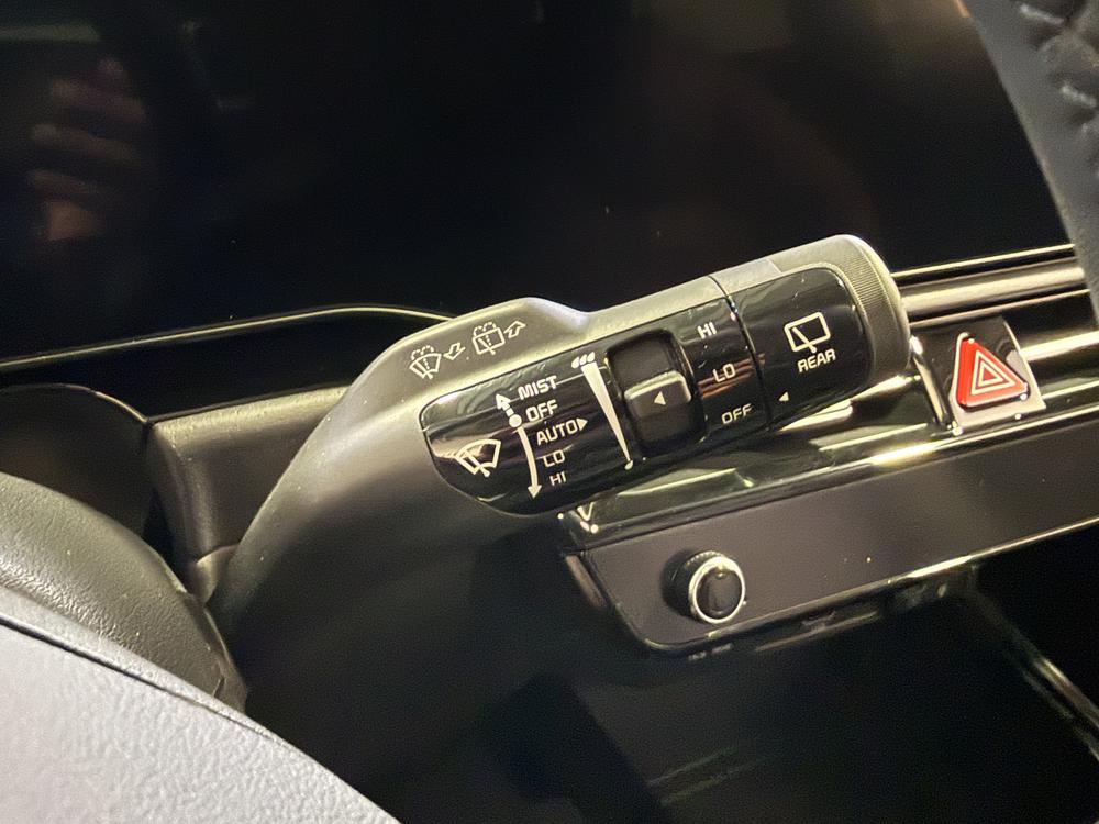 Kia Niro SX 2025 d&rsquo;occasion à vendre - 23