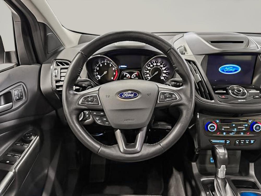 Ford Escape Titanium 2018 d&rsquo;occasion à vendre - 18