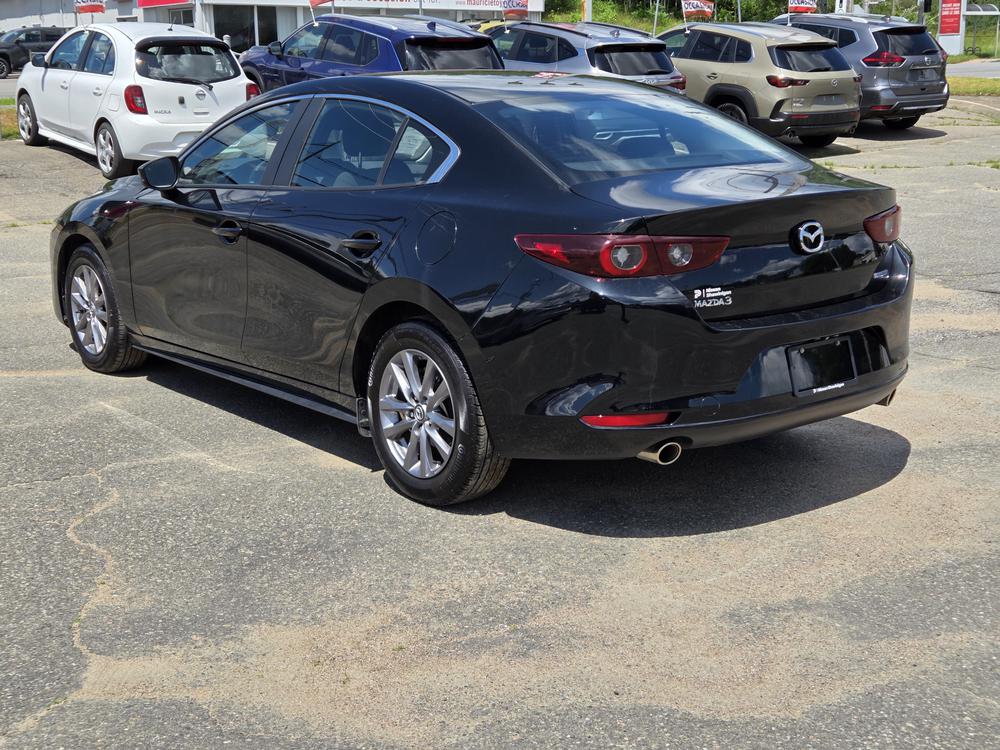 Mazda Mazda3 GX 2022 d&rsquo;occasion à vendre - 6
