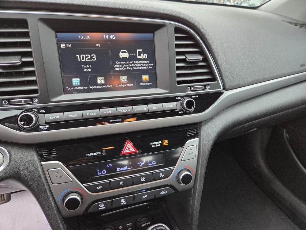 Hyundai Elantra GLS 2017 d&rsquo;occasion à vendre - 18