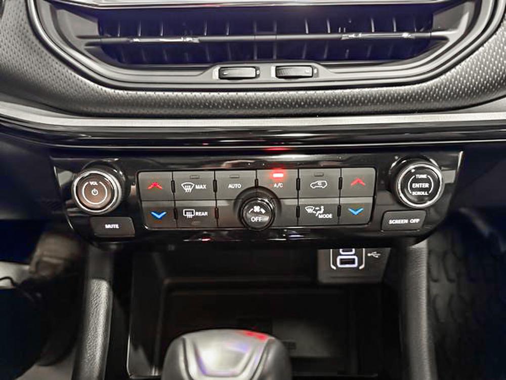 Jeep Compass TRAILHAWK //  ELITE 4X4 2022 d&rsquo;occasion à vendre - 28