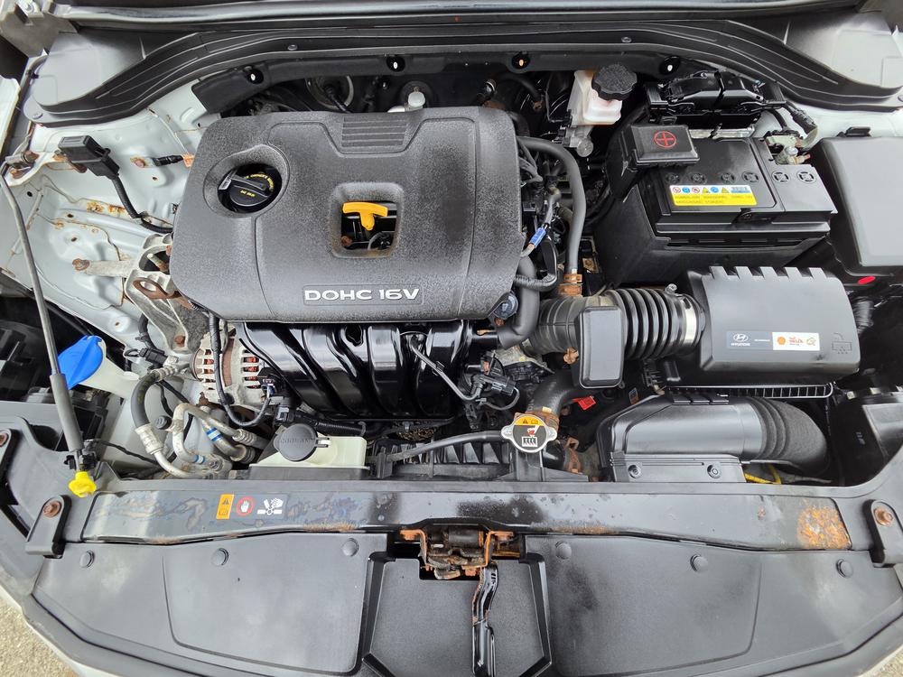Hyundai Elantra GLS 2017 d&rsquo;occasion à vendre - 11