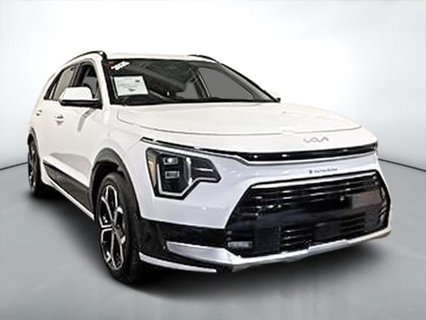 White 2025 Kia Niro SUV / Crossover Front-Wheel Drive Automatic