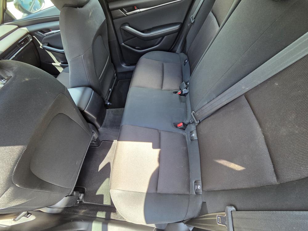 Mazda Mazda3 GX 2022 d&rsquo;occasion à vendre - 21