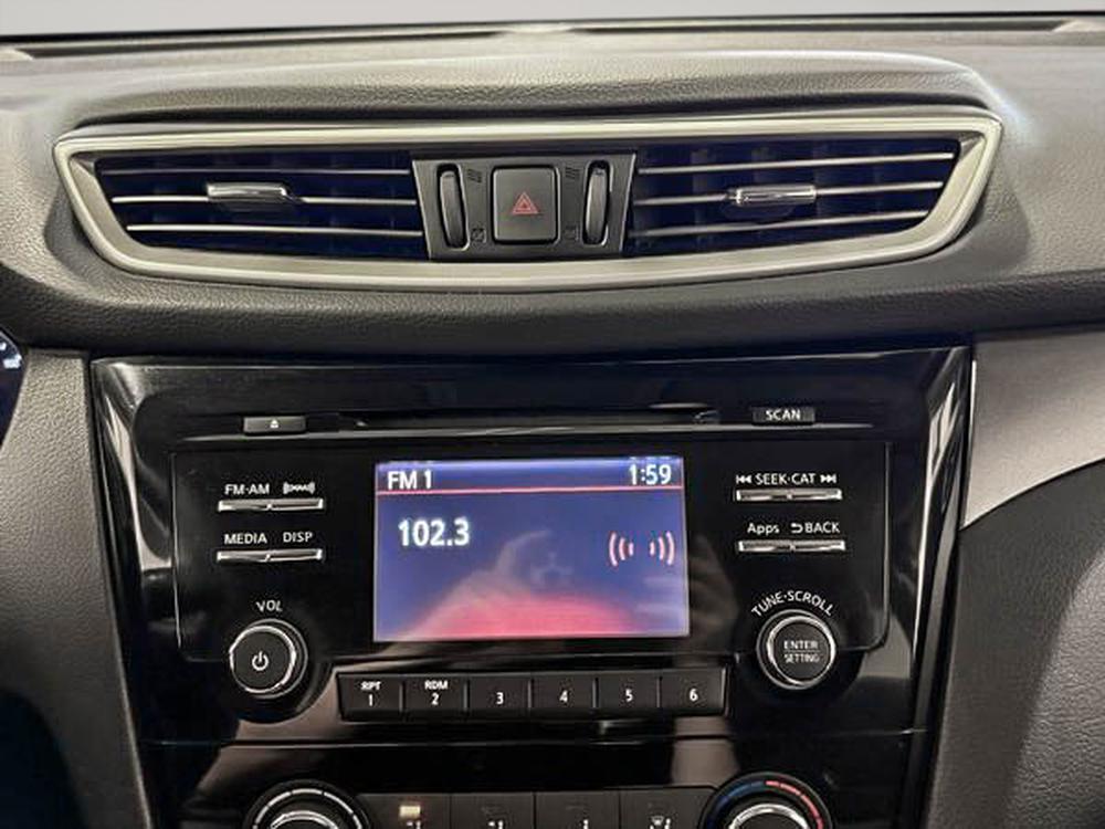 Nissan Rogue S 2016 d&rsquo;occasion à vendre - 26