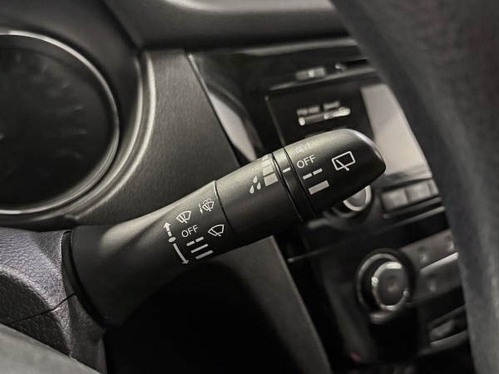 Nissan Rogue S 2016 d&rsquo;occasion à vendre - 23