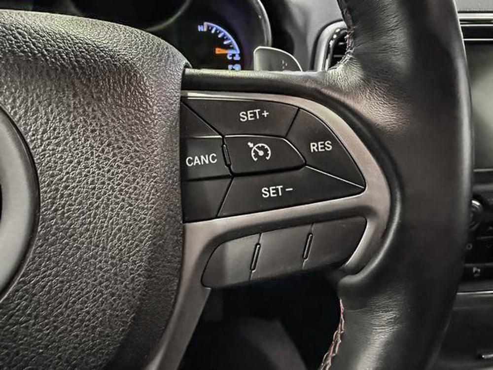 Jeep Grand Cherokee Trailhawk 2017 d&rsquo;occasion à vendre - 21