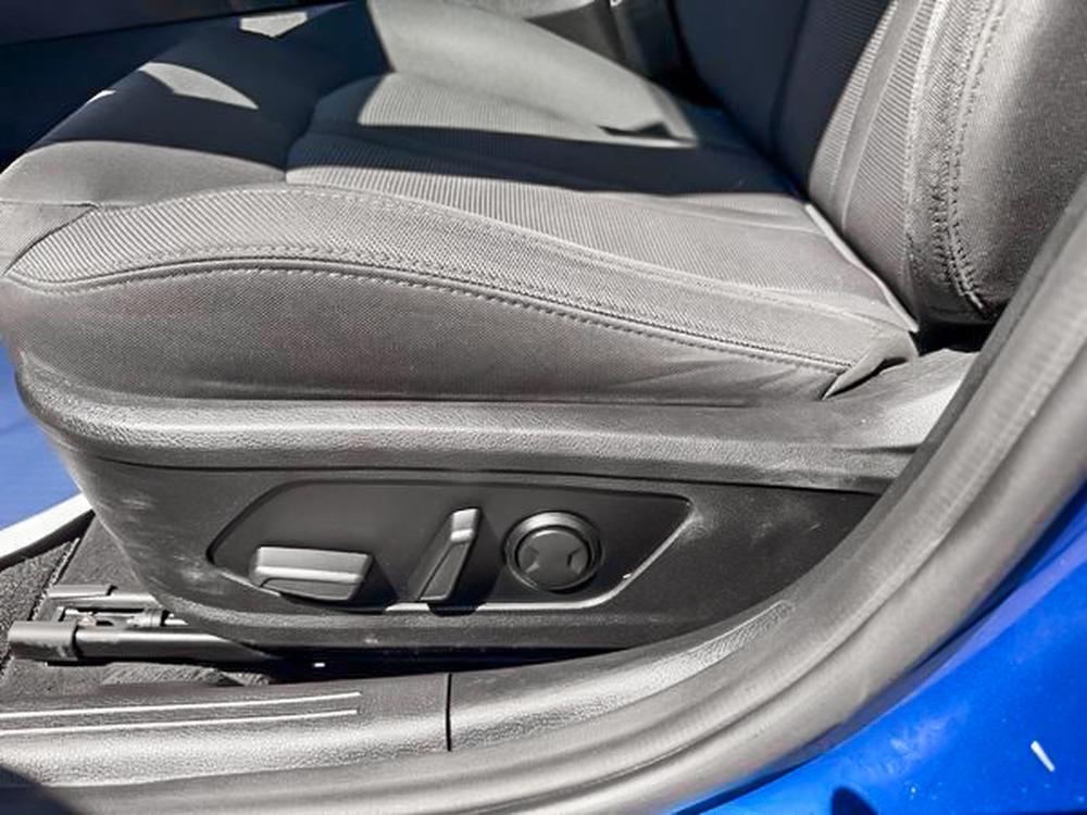 Kia K5 2021 Bleu usage à vendre Kia K5 2021 Bleu usage à vendre