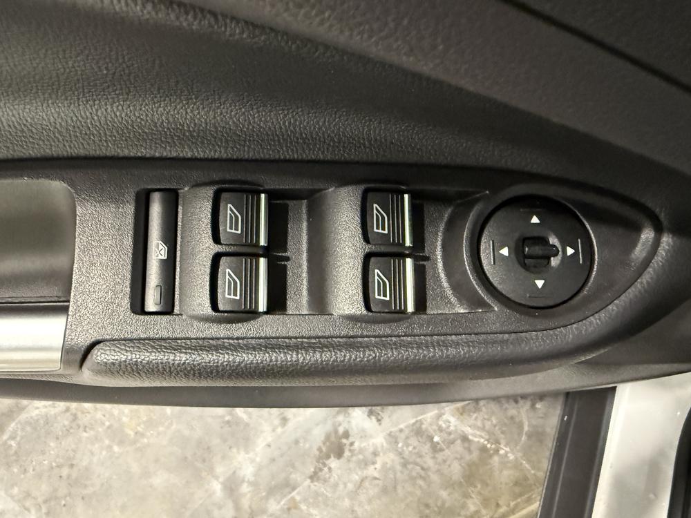 Ford Escape Titanium 2018 d&rsquo;occasion à vendre - 16