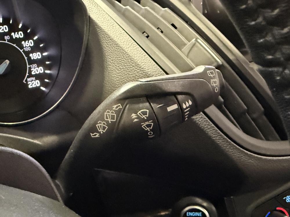 Ford Escape Titanium 2018 d&rsquo;occasion à vendre - 23
