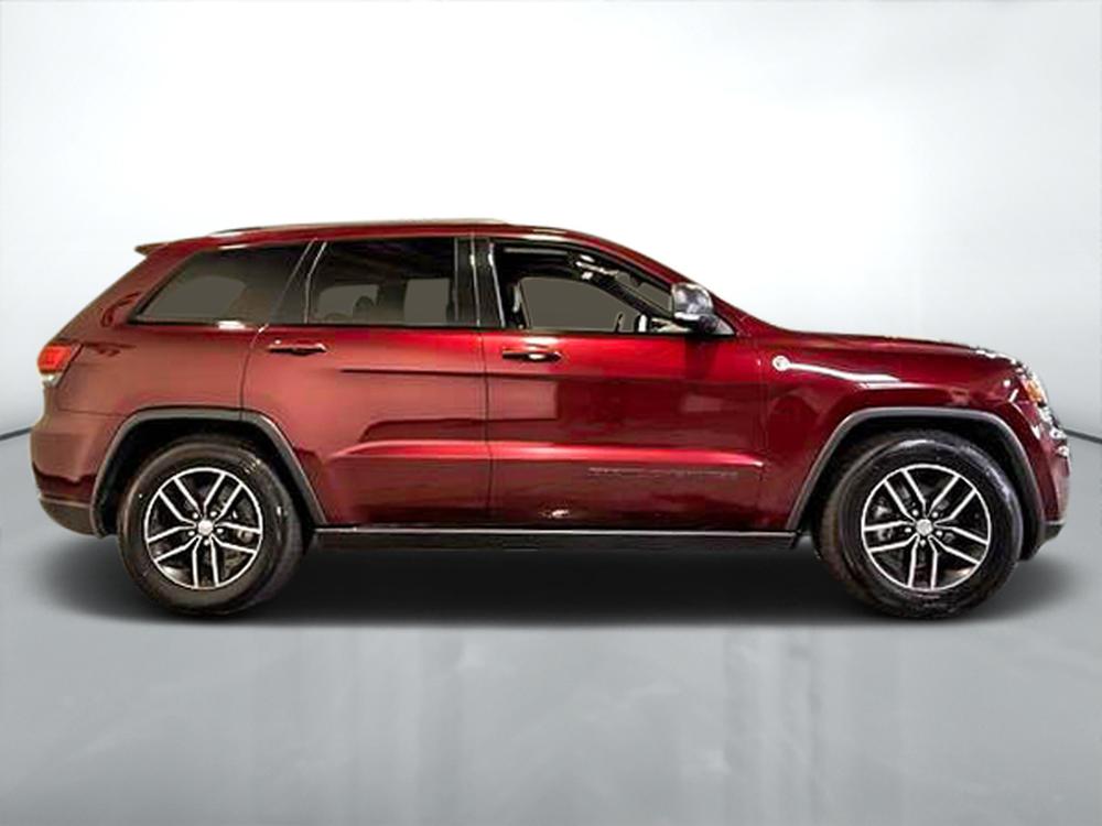 Jeep Grand Cherokee Trailhawk 2017 — photo 2