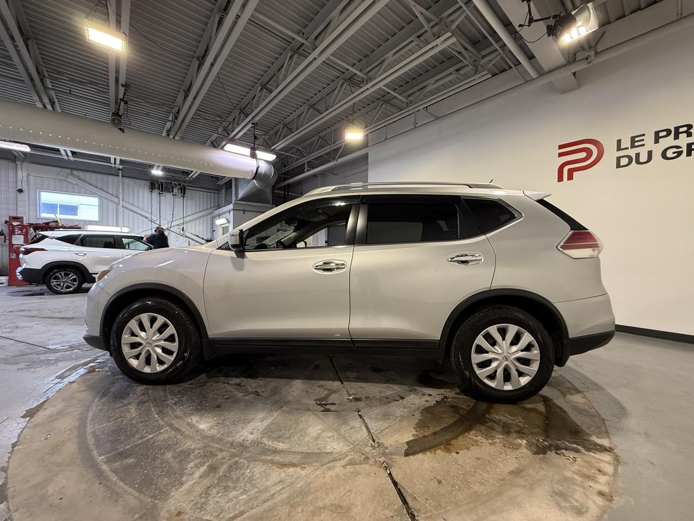 Nissan Rogue S 2016 d&rsquo;occasion à vendre - 7