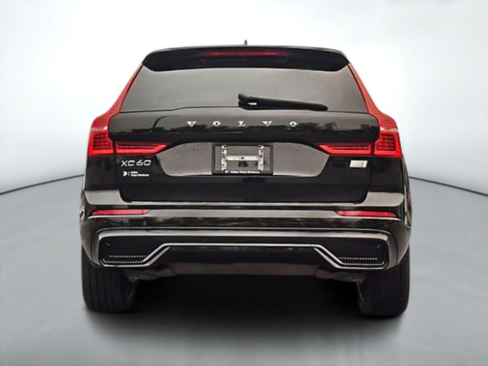Volvo XC60 Recharge T8 PLUS AWD PHEV // PO;ESTAR OPTIMISATION 2023 — photo 7